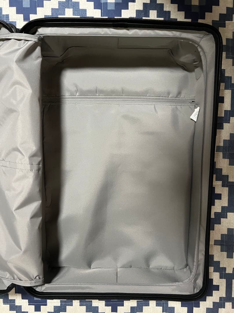 【値下げ】無印良品　バーを自由に調節できるキャリーケース（１０５Ｌ）ダークグレー