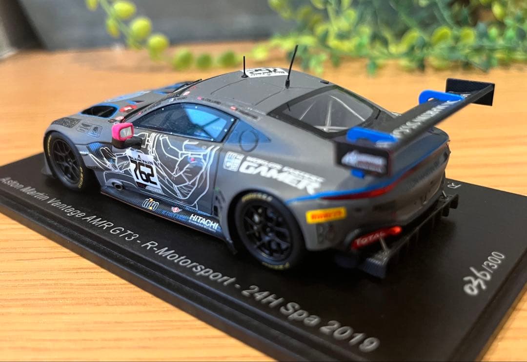 希少！1/43 spark R'ms vantage GT3 #762