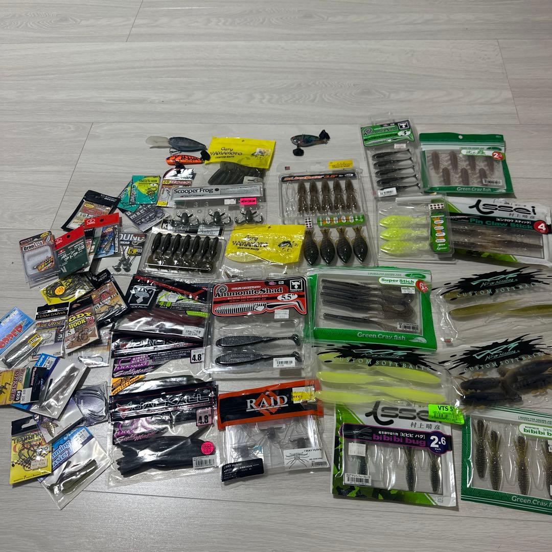 バス釣り引退セット 大量ワーム、ハードルアー、針、ラバージグ、セット