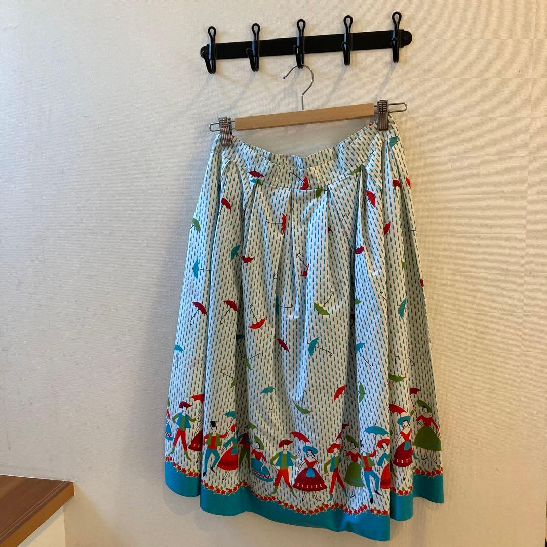 イギリスの可愛いヴィンテージスカート