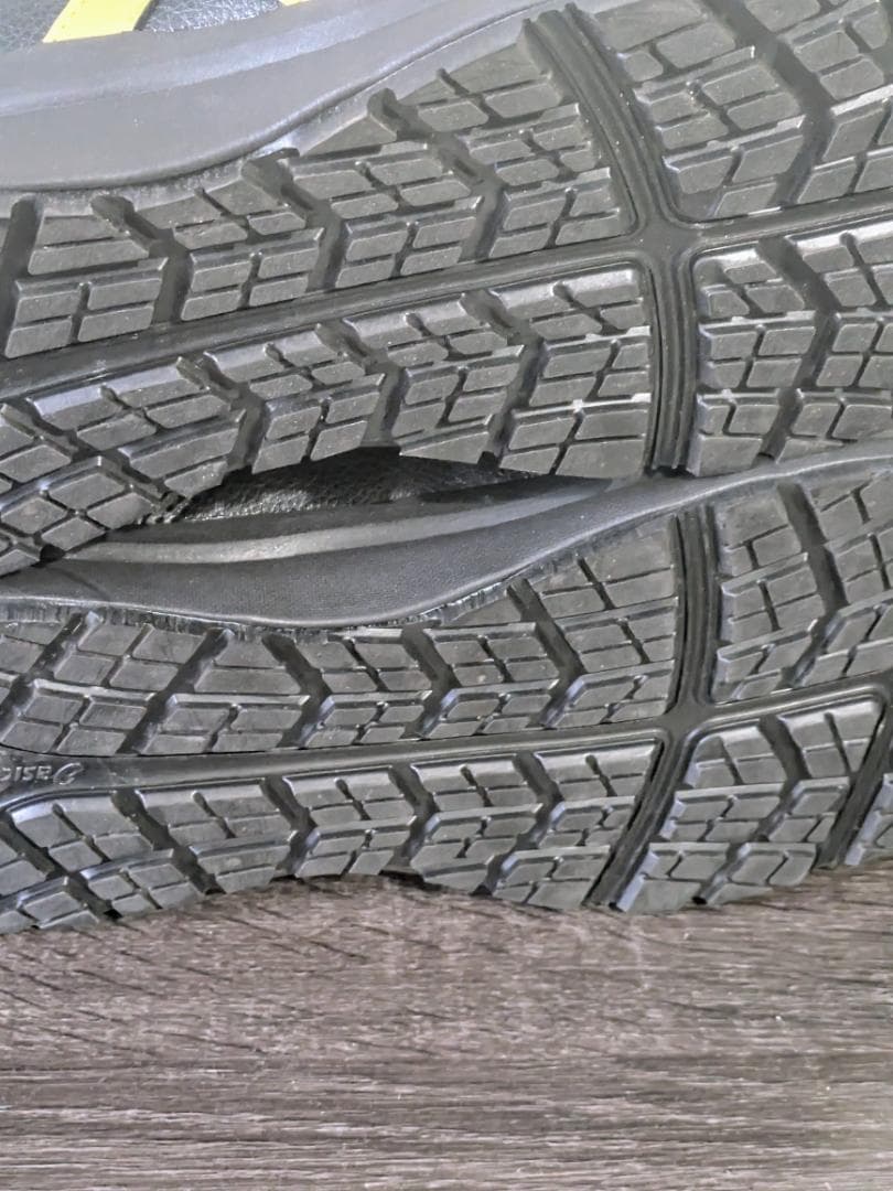 ASICS ウィンジョブ CP401 安全靴 27.5cm ブラック×ゴールド