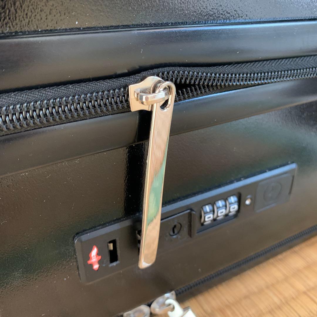 美品ー一度しか使用していない超大型スーツケース