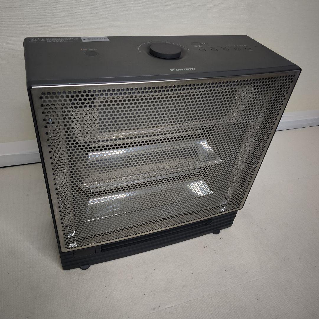 ダイキン セラムヒートハイブリッドファンヒーター WRH134AS-H