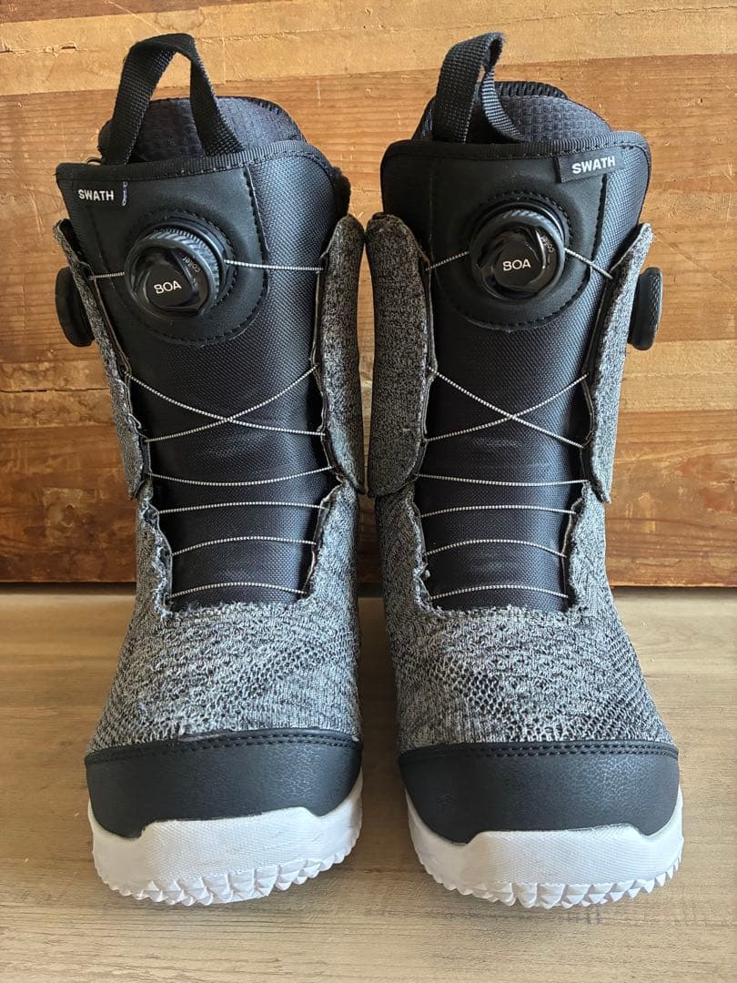 Burton スワス ダブルボア スノーボードブーツ