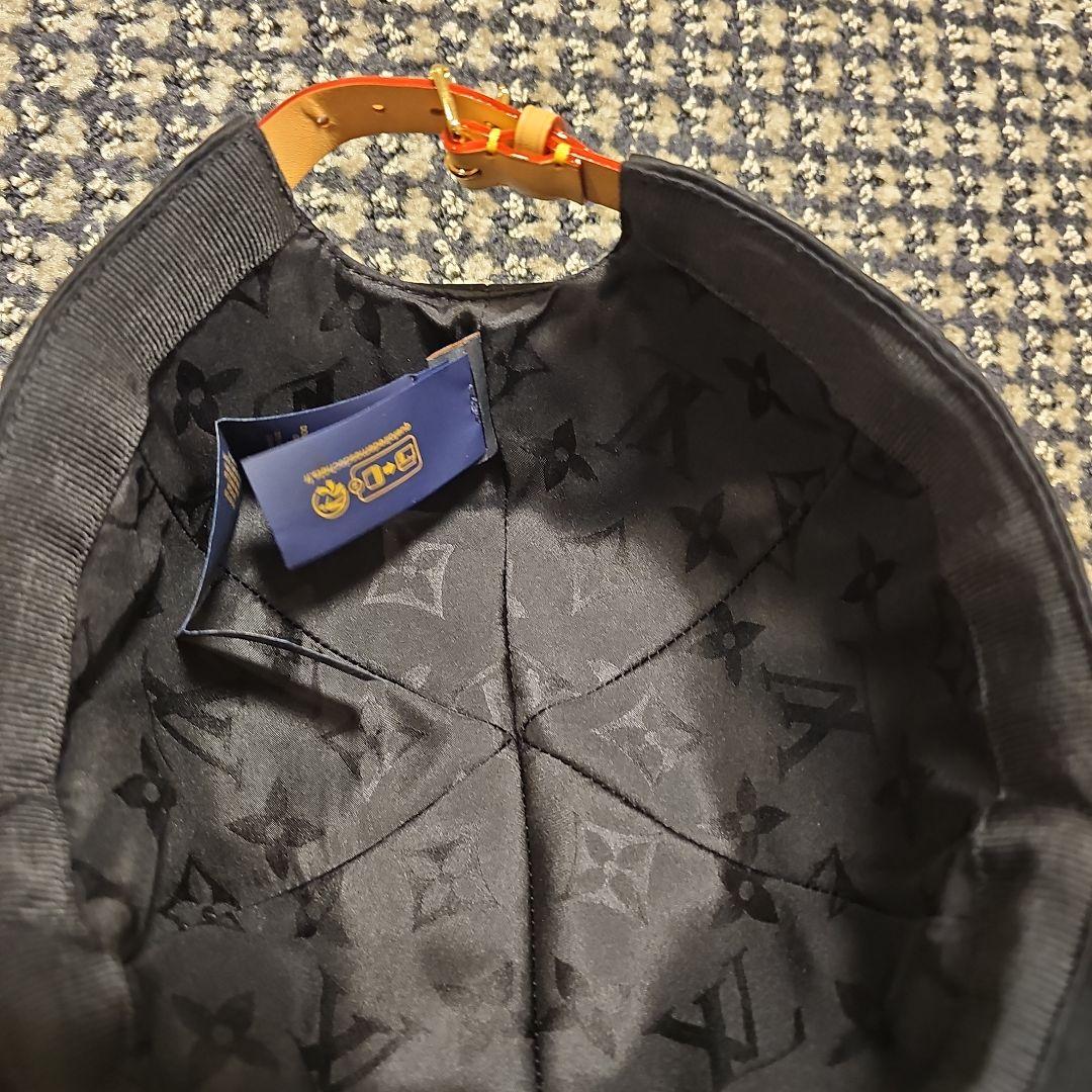 レクサス　Louis Vuitton ベースボールキャップ 黒/白　２個