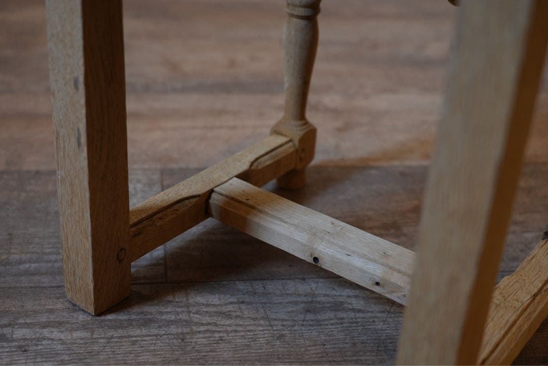 フランスアンティーク　ロレーヌチェア 古い木製の椅子 イス ダイニングチェア