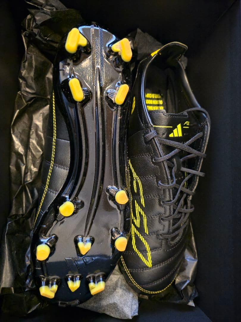 ！売りつくしセール！adidas F50 レザー2010 サッカーシューズ黒/黄