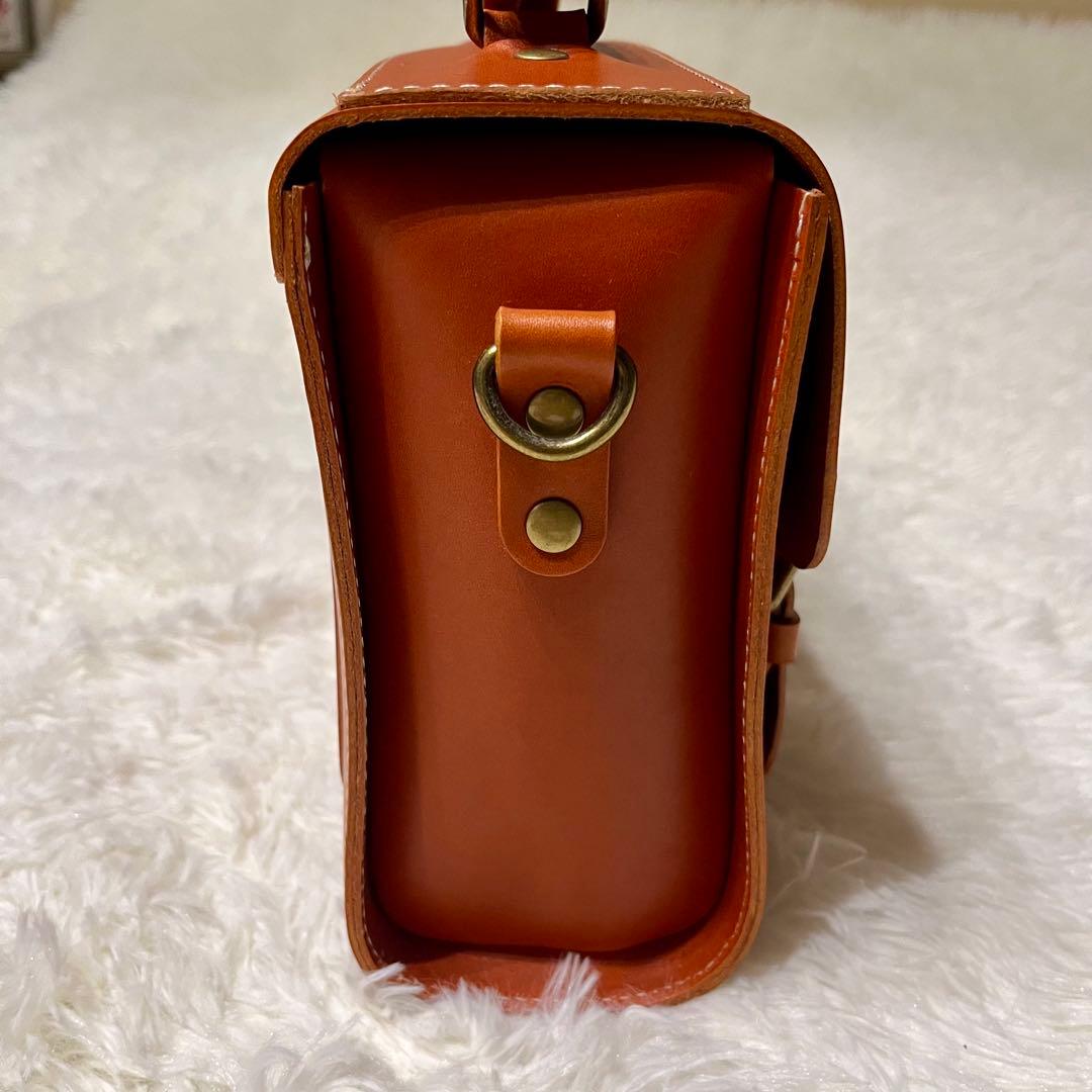 【新品】イタリアンレザー　ショルダーバッグ Wフラップ キャメル　本革　2way