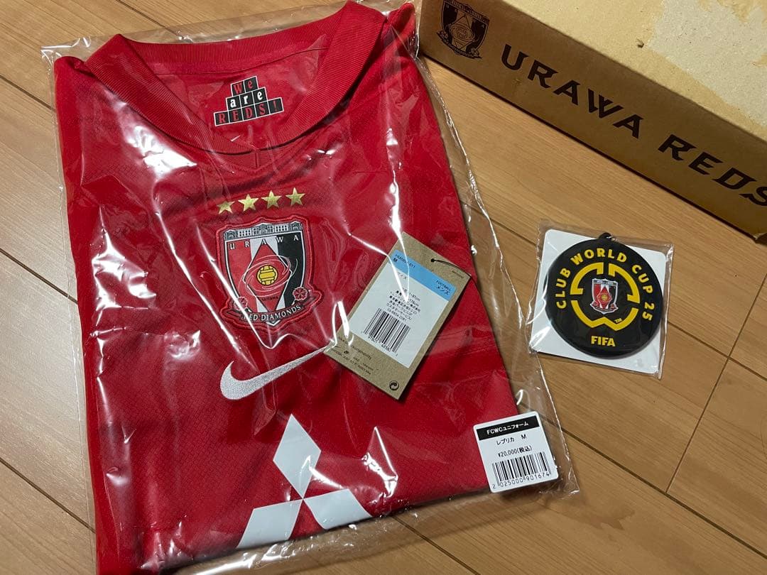 FCWC浦和レッズ レプリカユニフォーム Mサイズ パッチ付き