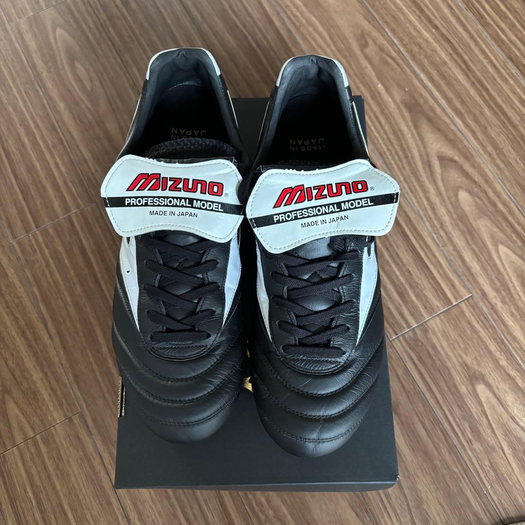Mizuno Morelia Japan• Soccer shoes