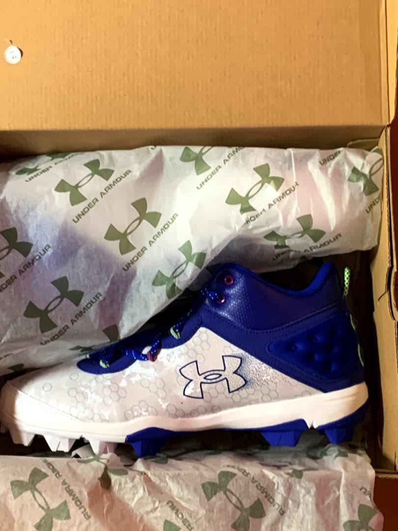 新品2026年USA国内限定発売アンダーアーマー野球ハーパー8MidRm30cm