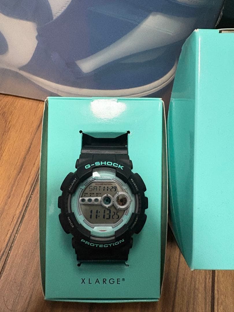 ⭐激レア⭐G-SHOCK GD-100 XLARGE コラボレーションモデル