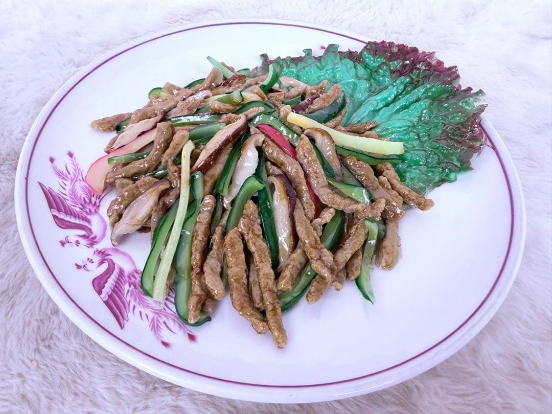 青椒肉絲（チンジャオロース）食品サンプル リアル再現 中華料理ディスプレイ用