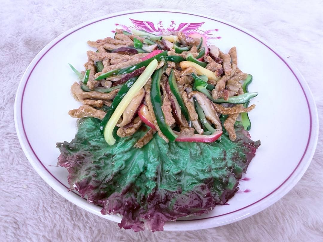 青椒肉絲（チンジャオロース）食品サンプル リアル再現 中華料理ディスプレイ用