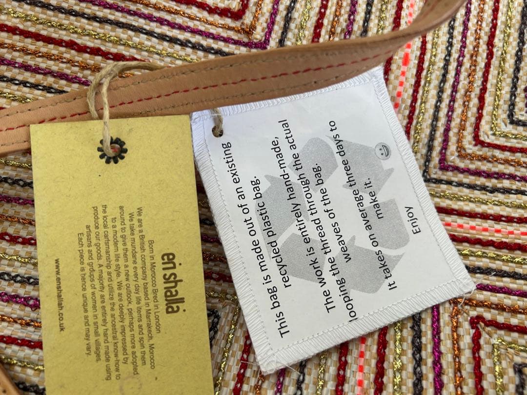 新品未使用エンシャラen shallaモロッコ製ハンドメイドトートバッグ/赤系