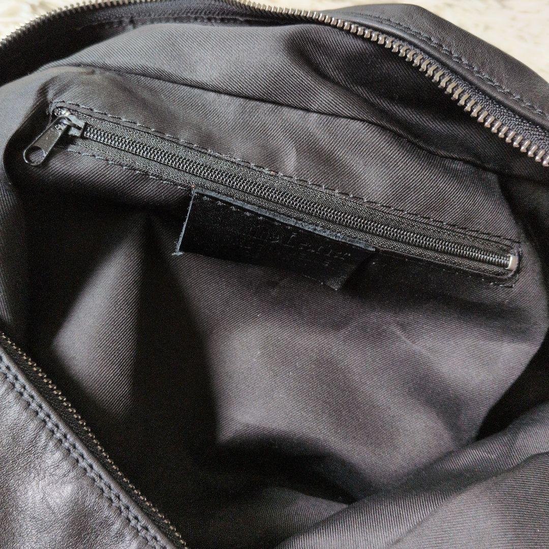 【新品】イタリア製本革スタッズバック レザーブラック2wayバッグ