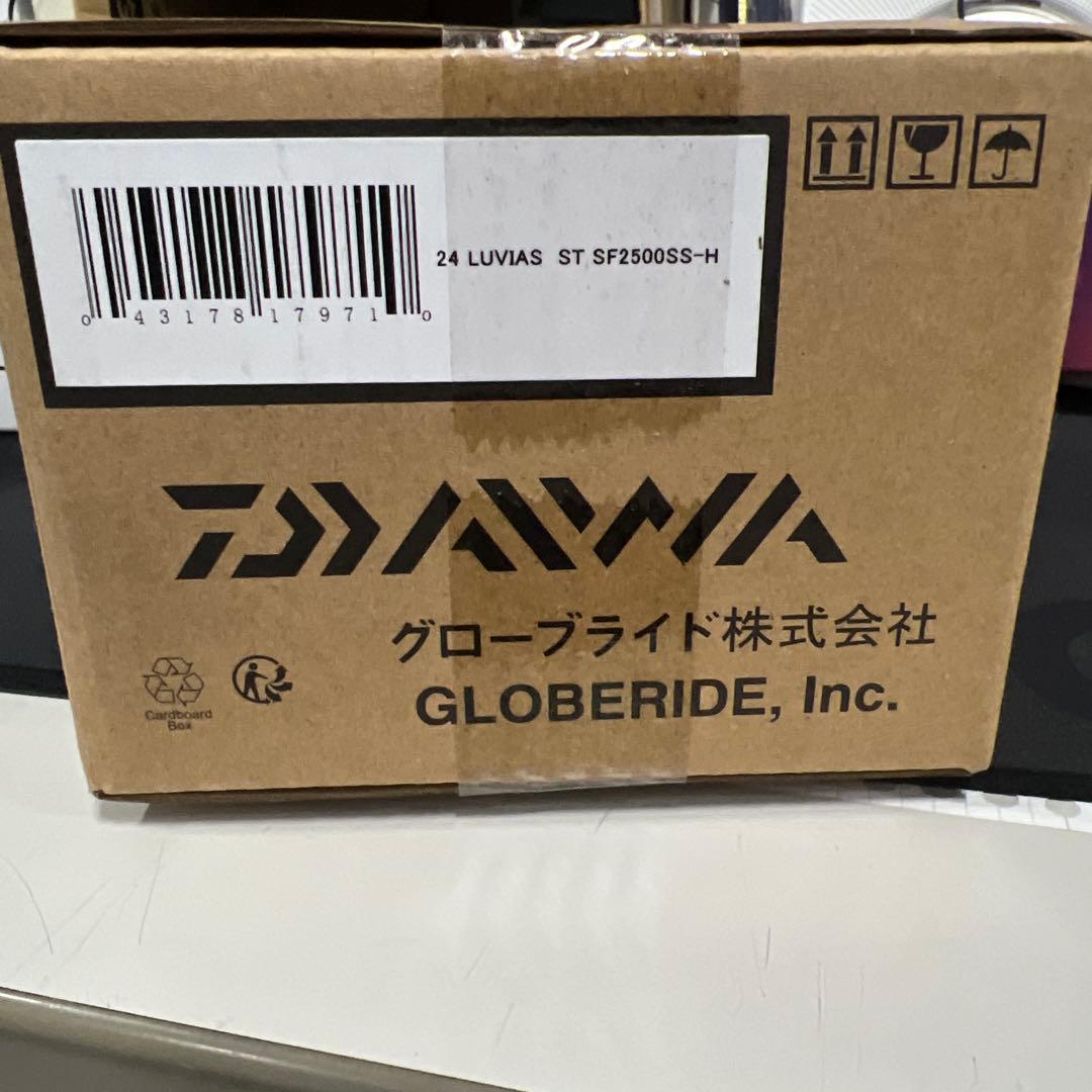 スピニングリール 24LUVIAS(ルビアス) ST SF2500SS-H