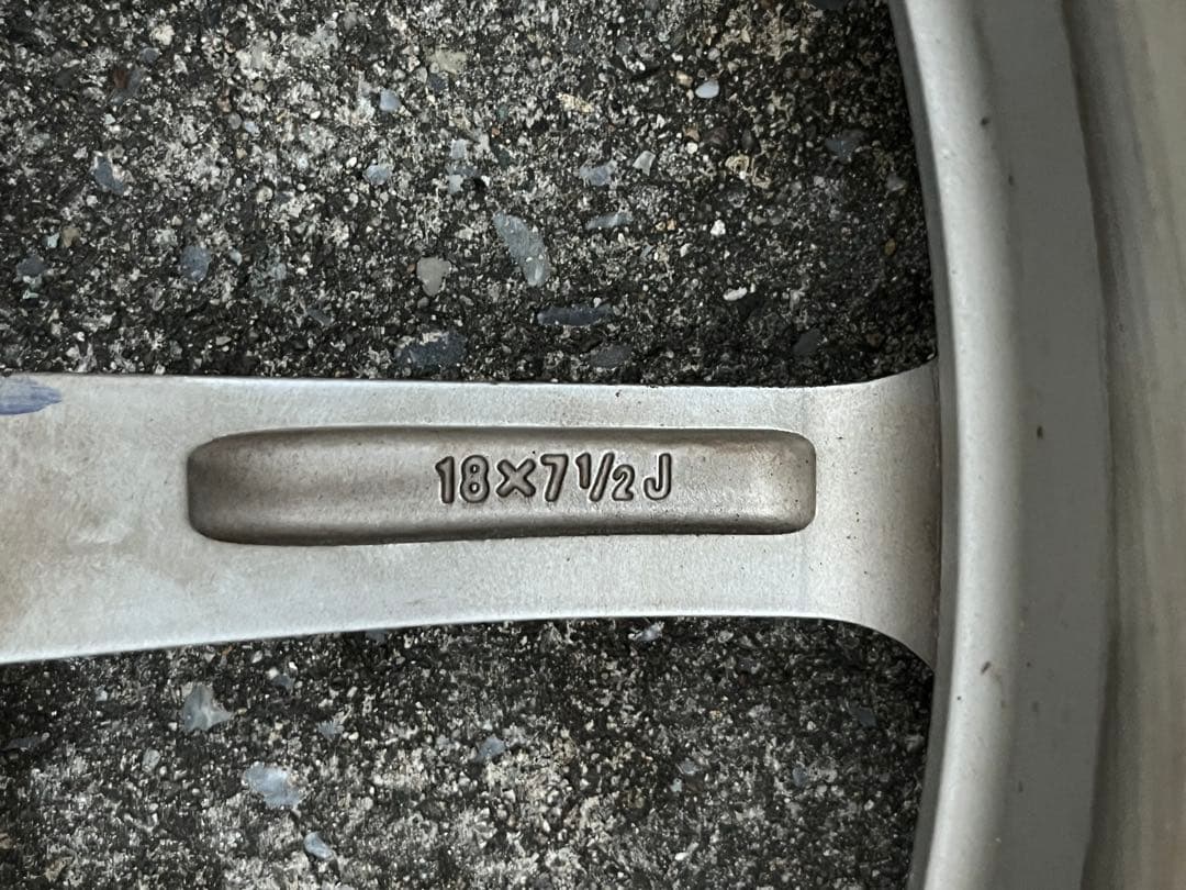 ⭐︎122213⭐︎①2025年製造！215/40R18タイヤアルミセット1本