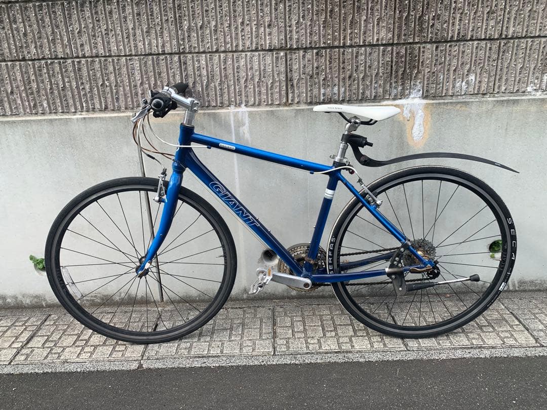 GIANT ESCAPE R3 700C アルミ 青色クロスバイクSサイズ