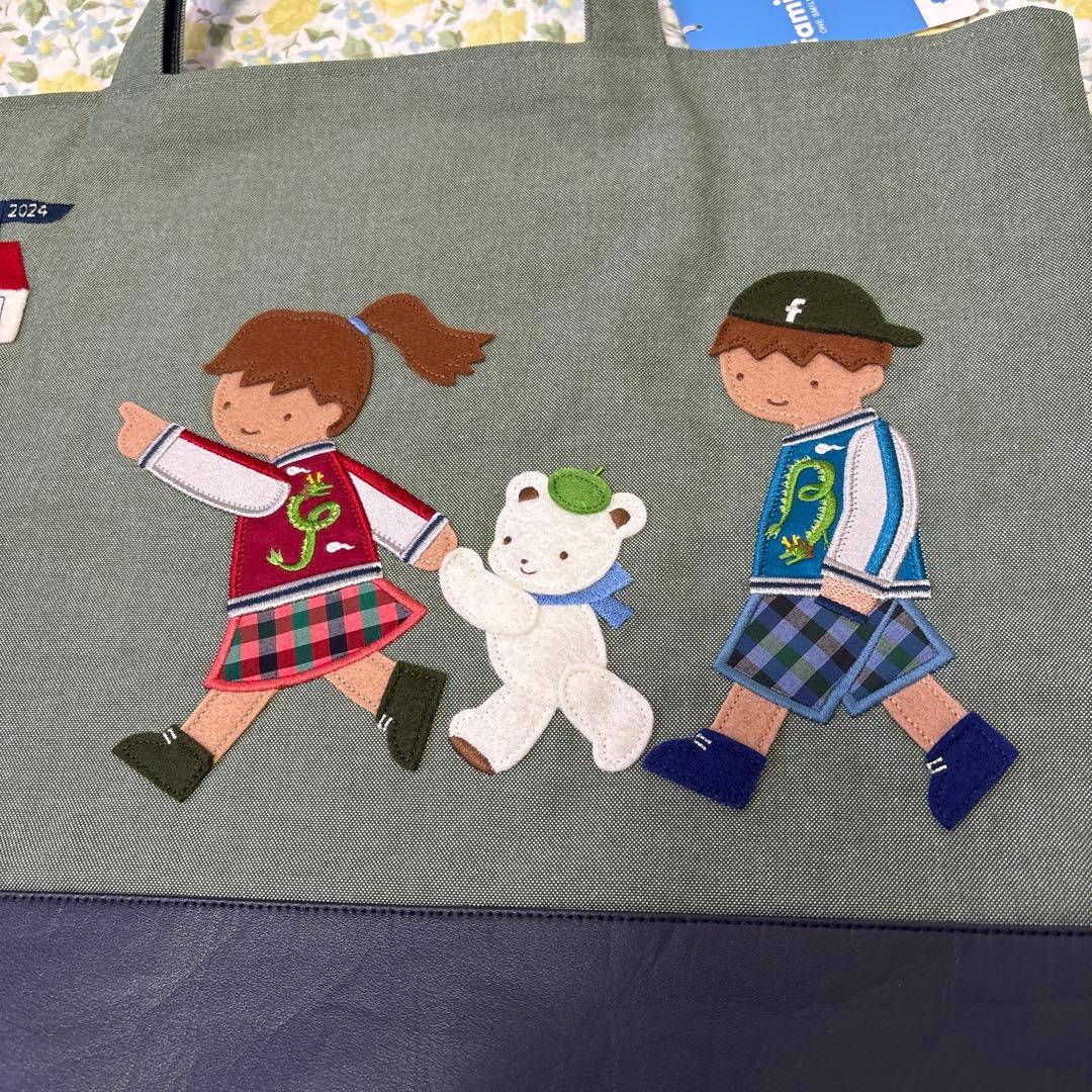 ファミリア　辰　レッスンバック　BEAMS コラボ　2024