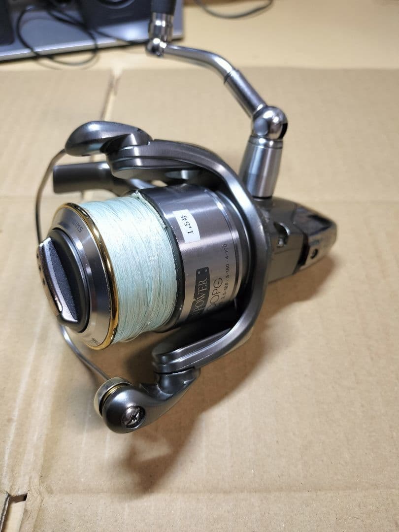 Shimano Twin Power 3000PG スピニングリール