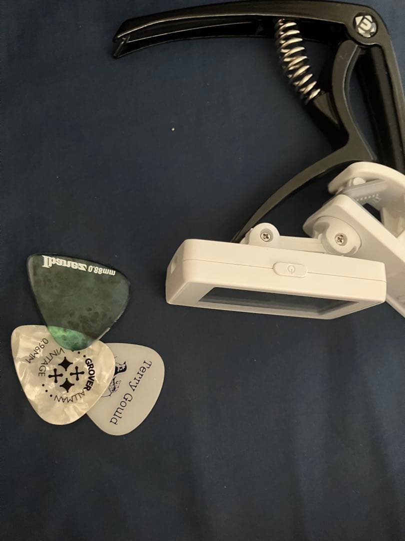 アコースティックギター yamaha FS720S BL 付属品付きです