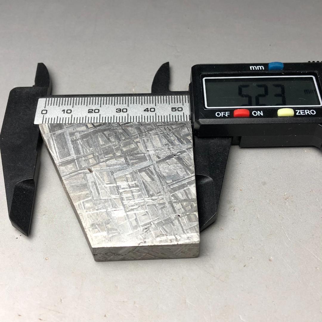 銀河連合の幹部ギベオン隕石 Gibeon Meteorite