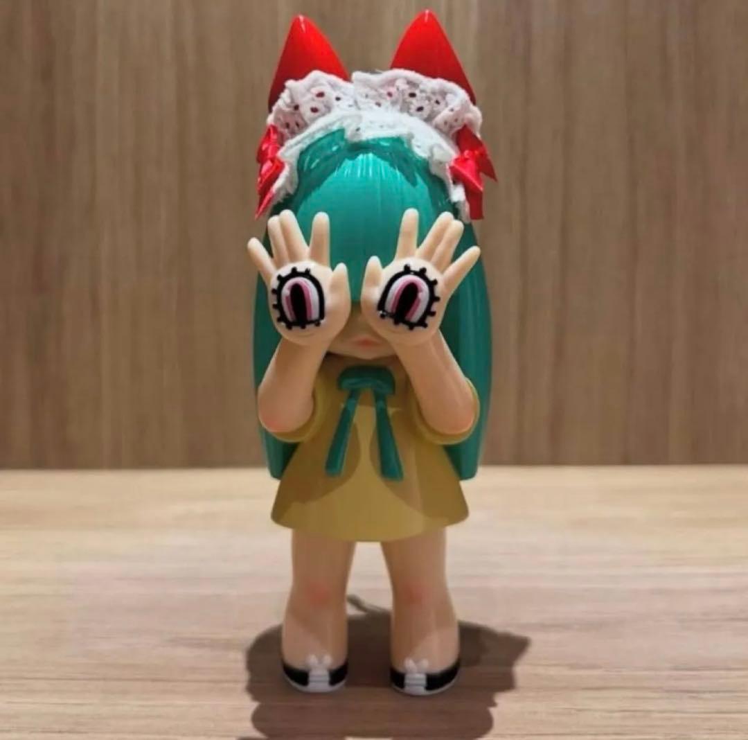 新品 タイ当選品 GRAPE BRAIN ABAO アバオ にぎるちゃん ソフビ