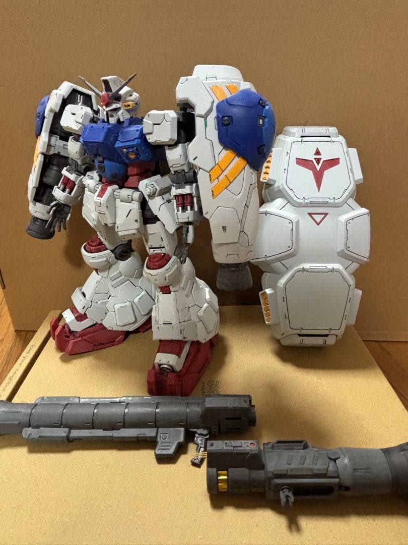 海外プラモデル　ソロモン 1/100GP-02Aガンダム試作2号機　組み立て済み