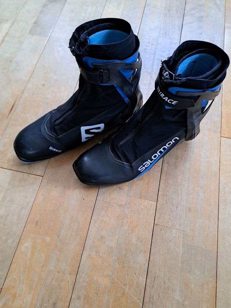 クロスカントリースキー　Salomon Race スケーティングブーツ