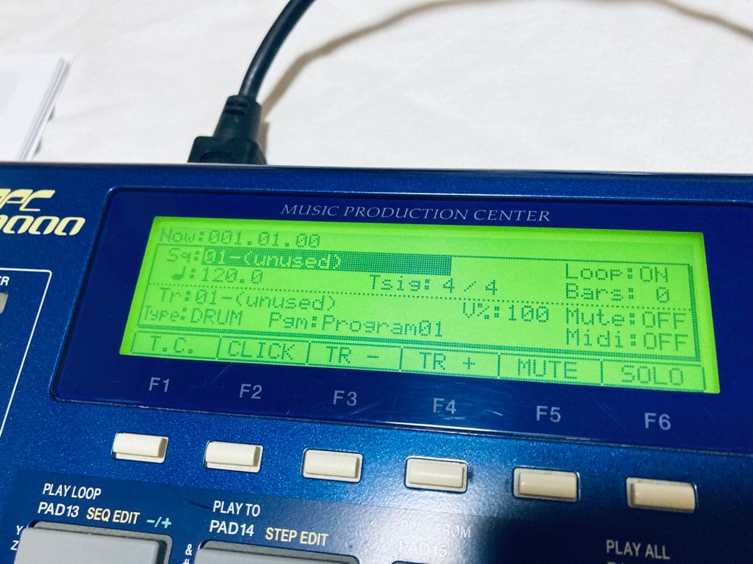 AKAI MPC 1000 サンプラー アカイ 動作良好