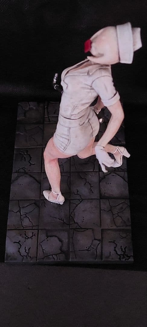 サイレントヒル　バブルヘッドナース フルリペイント生足仕様　オリジナルベース