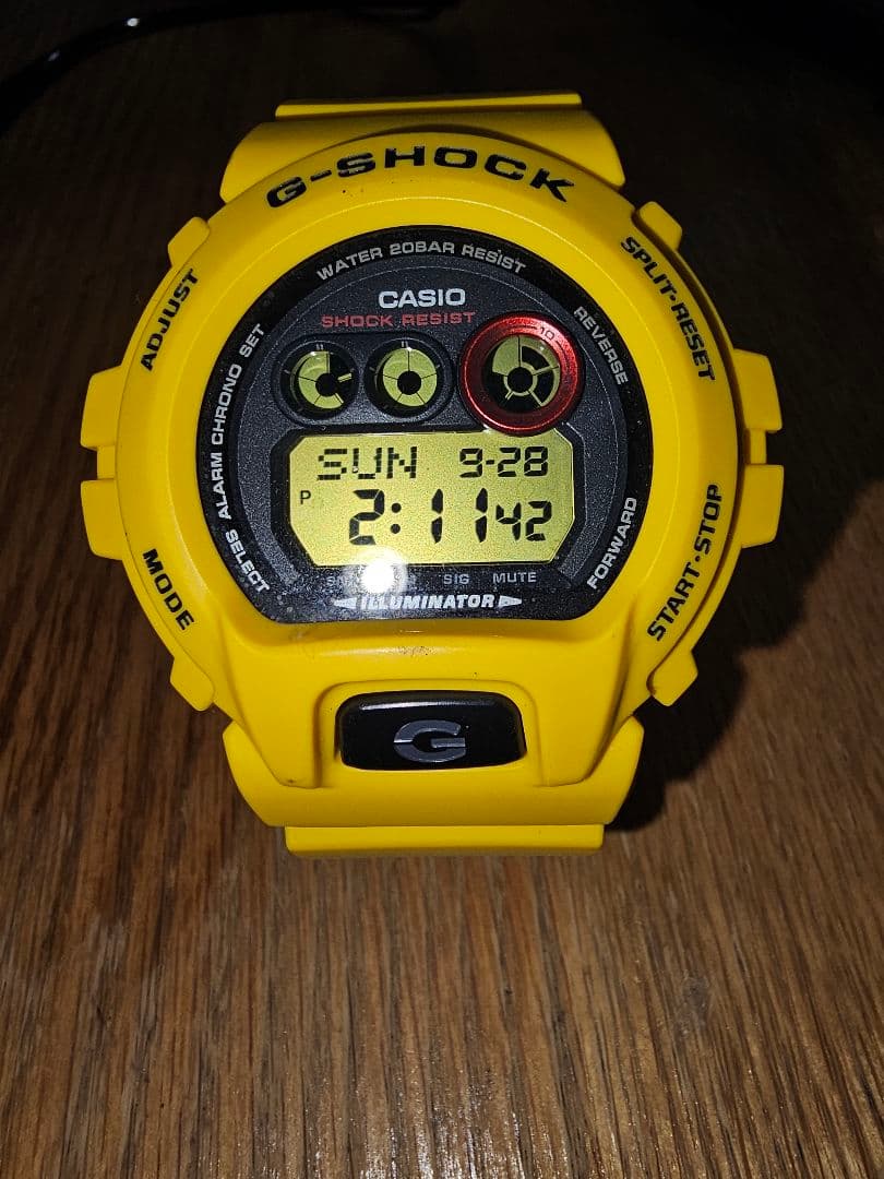 CASIO G-SHOCK イエロー腕時計☆記念モデル❓️