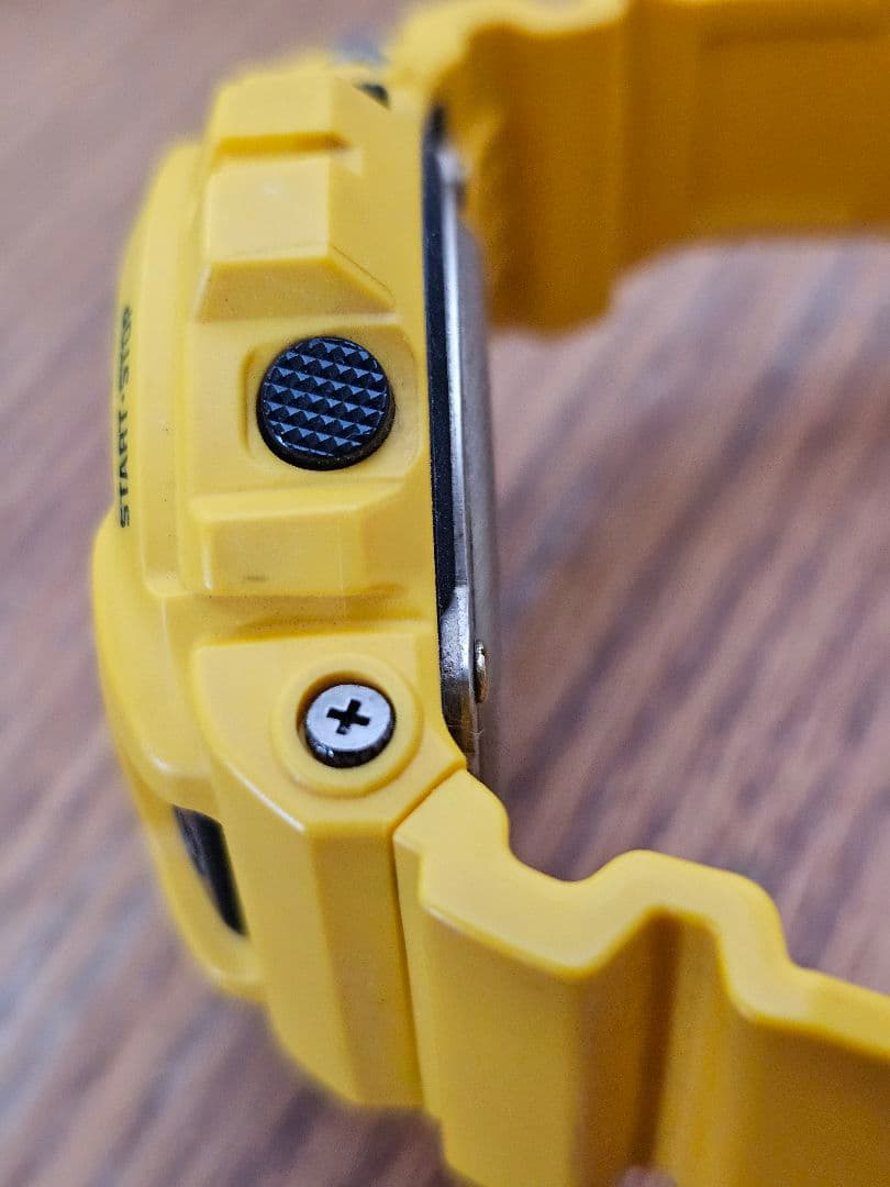 CASIO G-SHOCK イエロー腕時計☆記念モデル❓️
