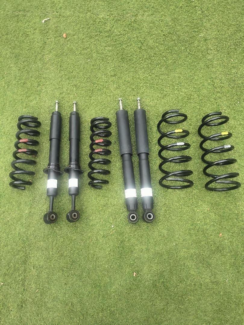 ランクル　プラド　150　 後期 ガソリン 純正ショックアブソーバー