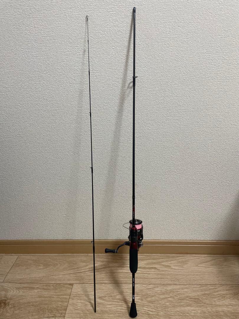 ダイワ 月下美人55UL-S ダイワ 24月下美人X LT2000S-P