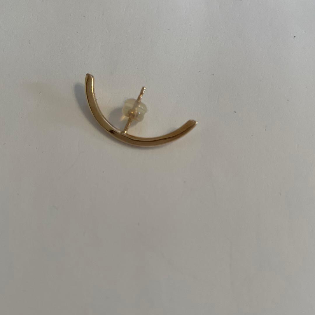 ヒロタカジュエリー　片耳ピアス