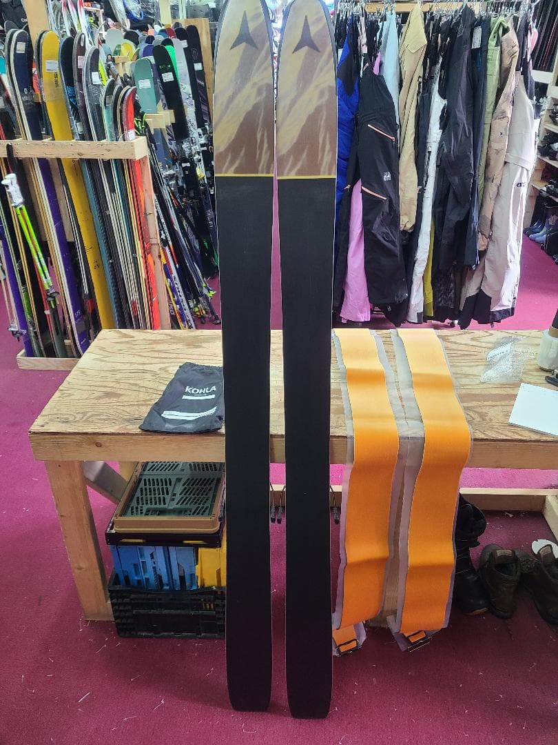 2025年 191 ATOMIC BACKLAND + SHIFT2 + シール