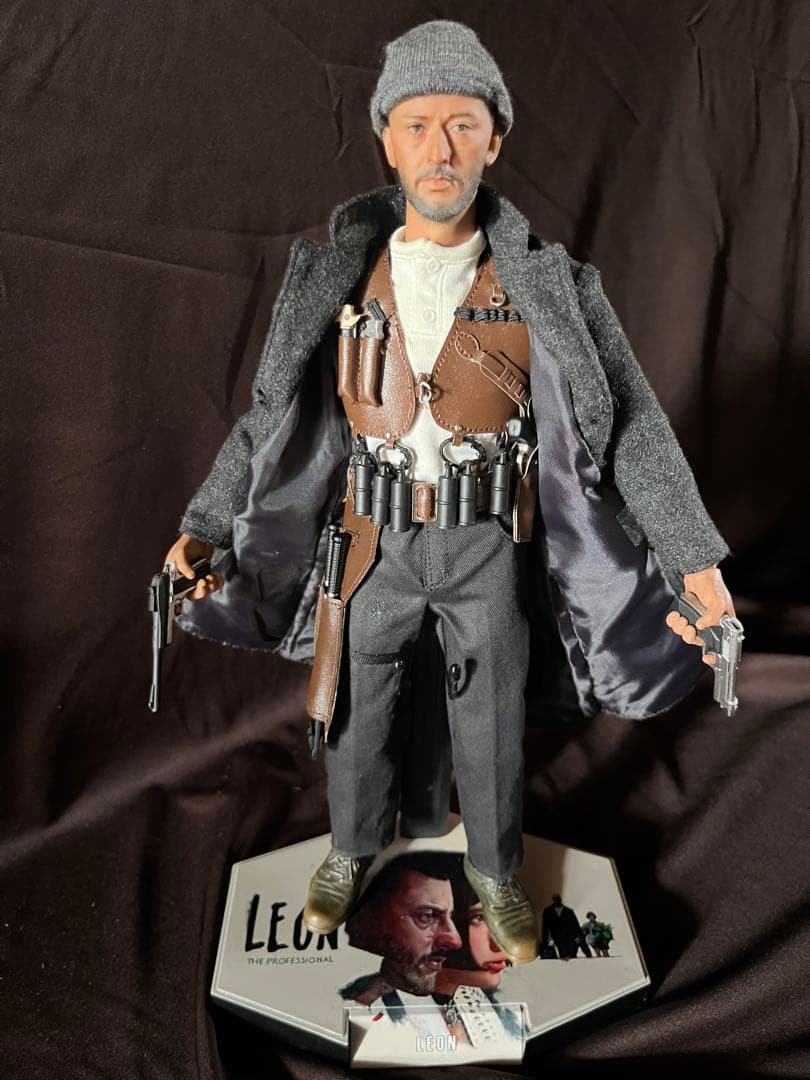 ARTOYS　1/6　Leon/ レオン　ジャン・レノ　フィギュア