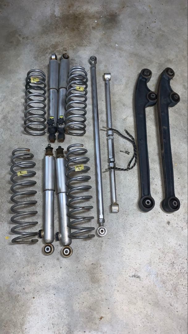 値下げ　 ジムニー　JB64用　ジャオスリフトアップキット　中古品