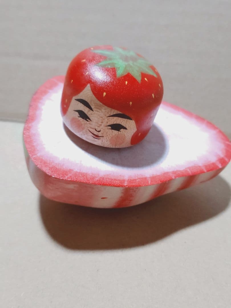 石巻こけし　いちご型のえじこ
