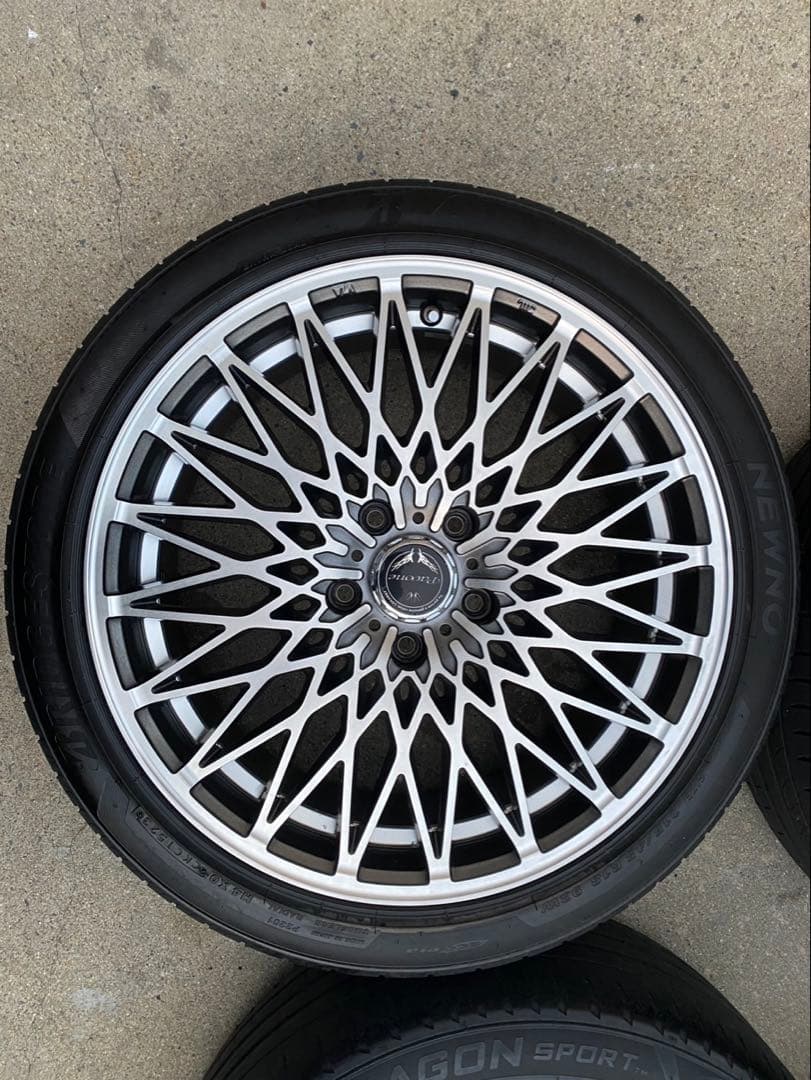 LOXARNY ロクサーニ パヴォーネ 18インチ