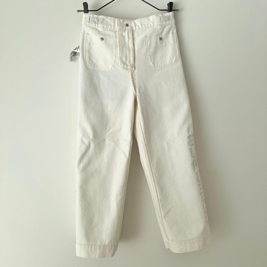 【新品タグ付き】BURBERRY バーバリー 140cm ロゴ 白デニムパンツ