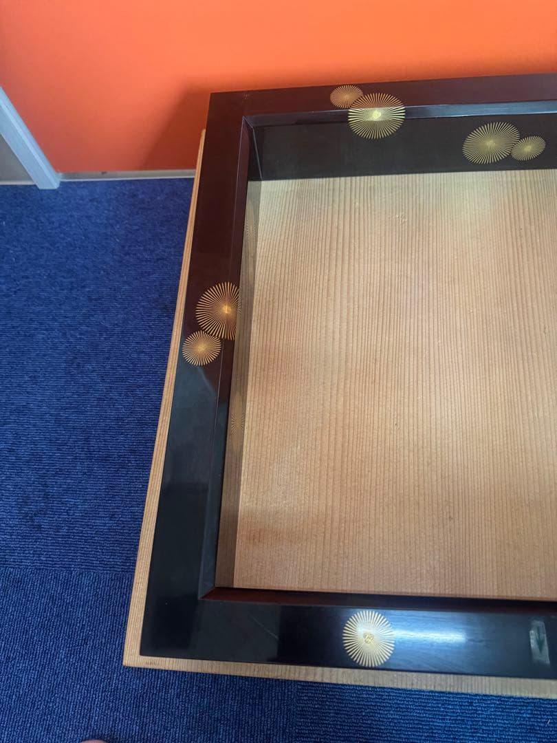 1736 茶道具 黒真塗 唐松蒔絵 炉縁 【北浜宗真】共箱　美品