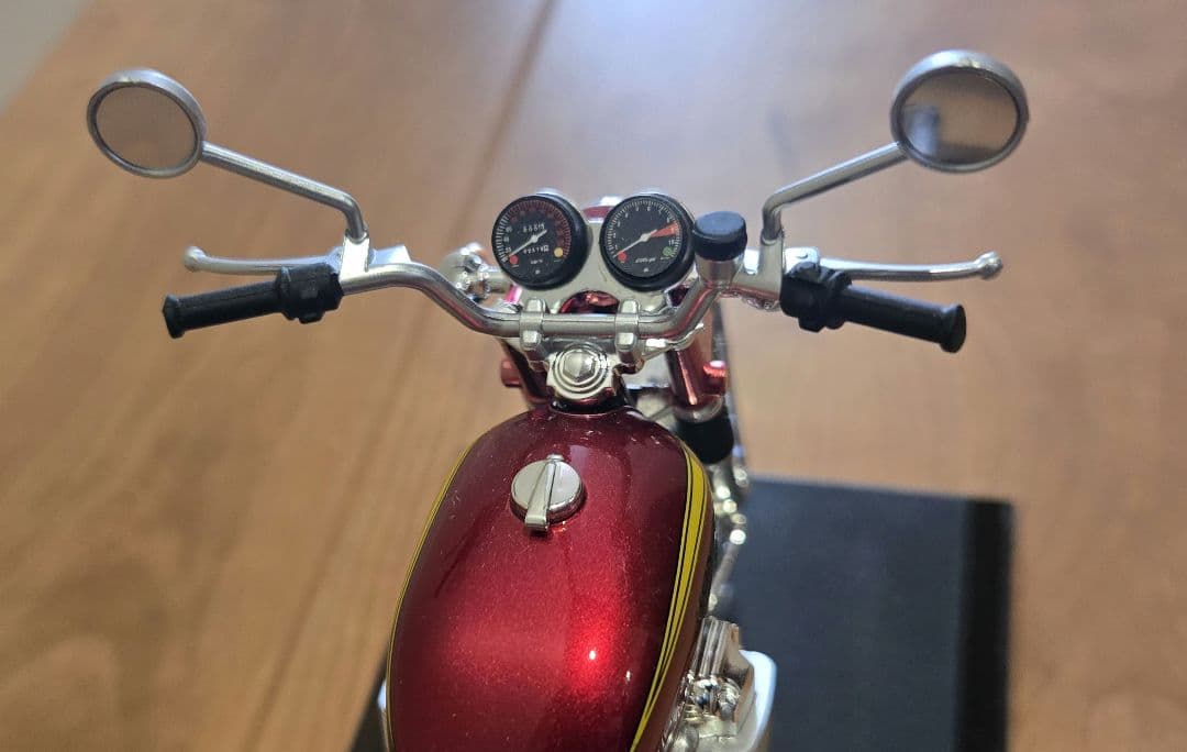 ホンダ CB750FOUR キャンディレッド アオシマ 1/12 バイク