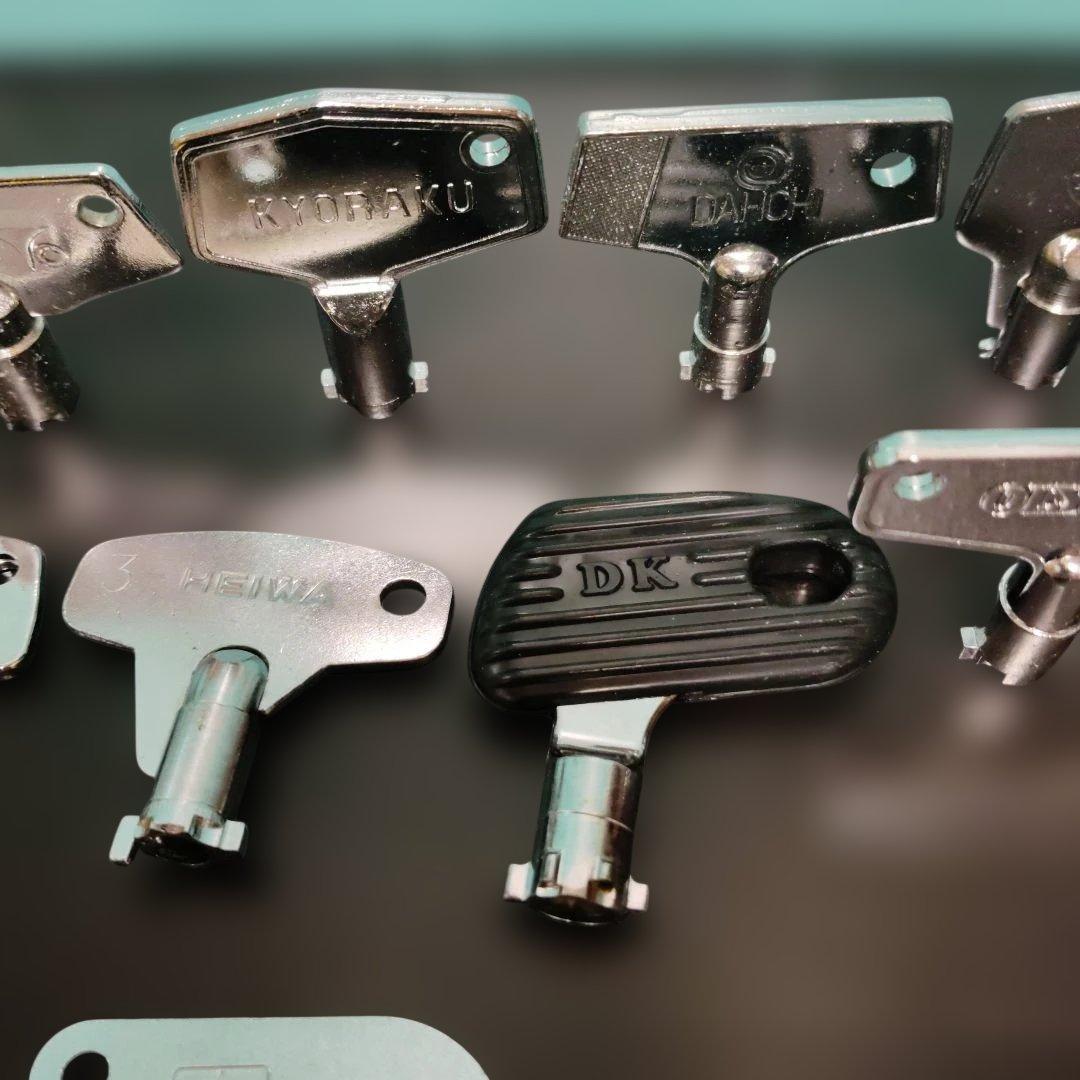 パチンコ　台鍵　ドアキー　18本　セット 未使用　長期保管品