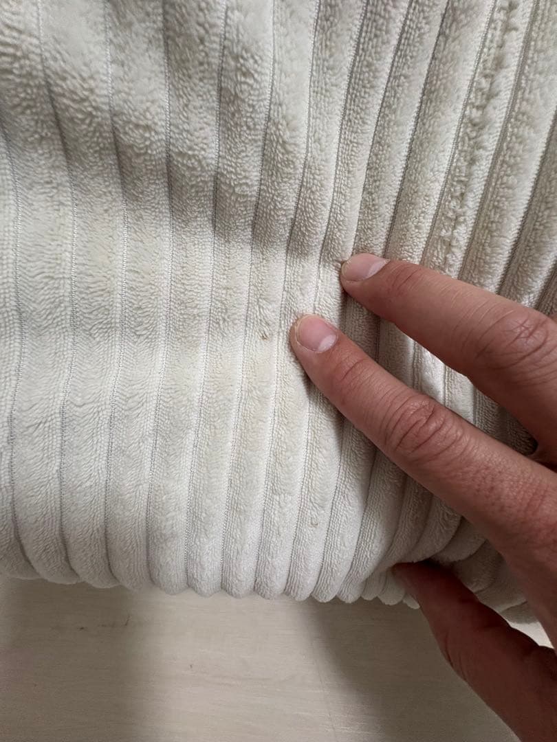 【引取歓迎　大阪】LOOSY 2人掛けビーズソファ アイボリー