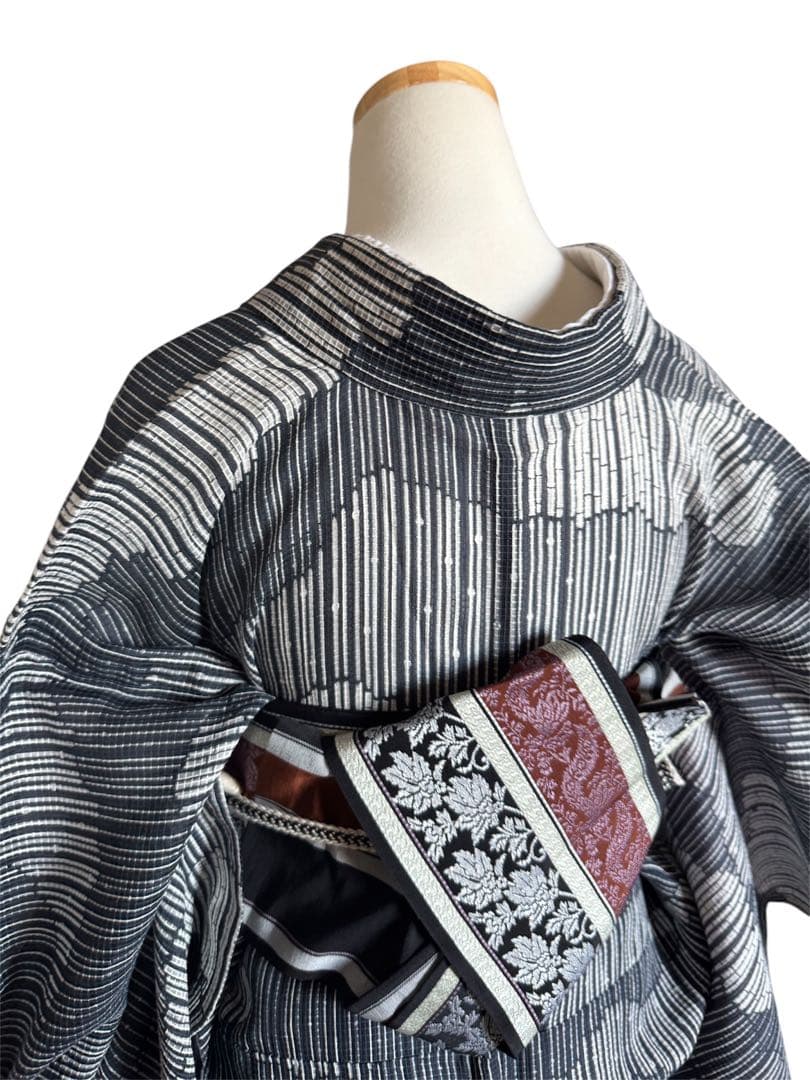 絹紅梅　夏着物　浴衣　雲取り　モノトーン