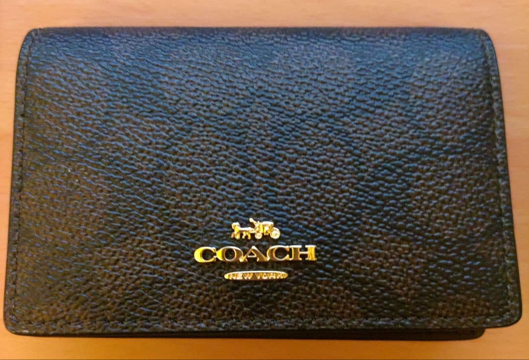 新品未使用 COACH シグネチャー ブラウン×ブラック レザー 名刺入れ