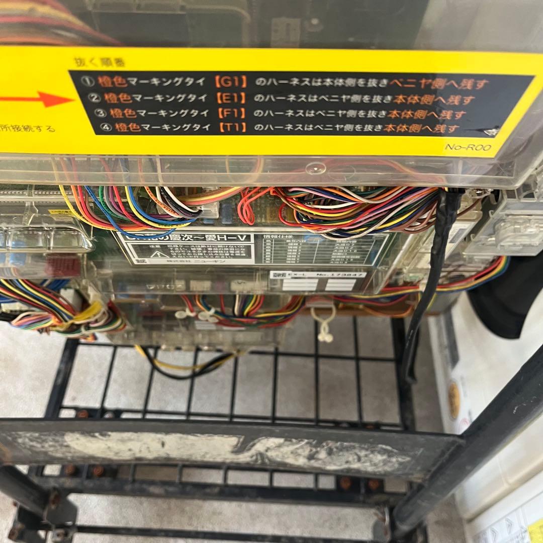 赤字覚悟　送料無料　CR 花の慶次～愛HーV ニューギン 無段階ボリューム付